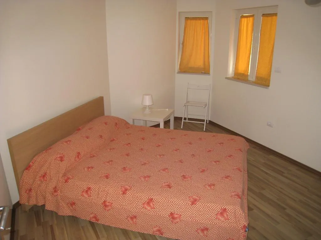 Apartments Alen Umag 0*,  Croatia